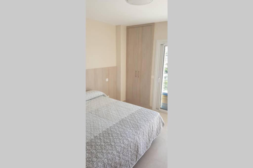 Апартаменти Apartamento Junto Al Mar En Puerto Marina Бенальмадена Екстер'єр фото